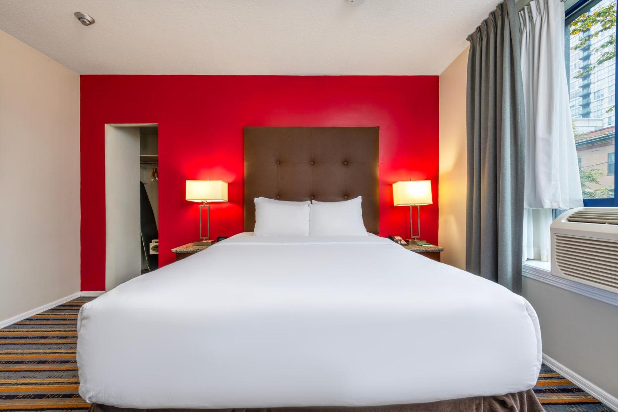 Quality Inn & Suites (Adults Only) Vancouver Eksteriør billede