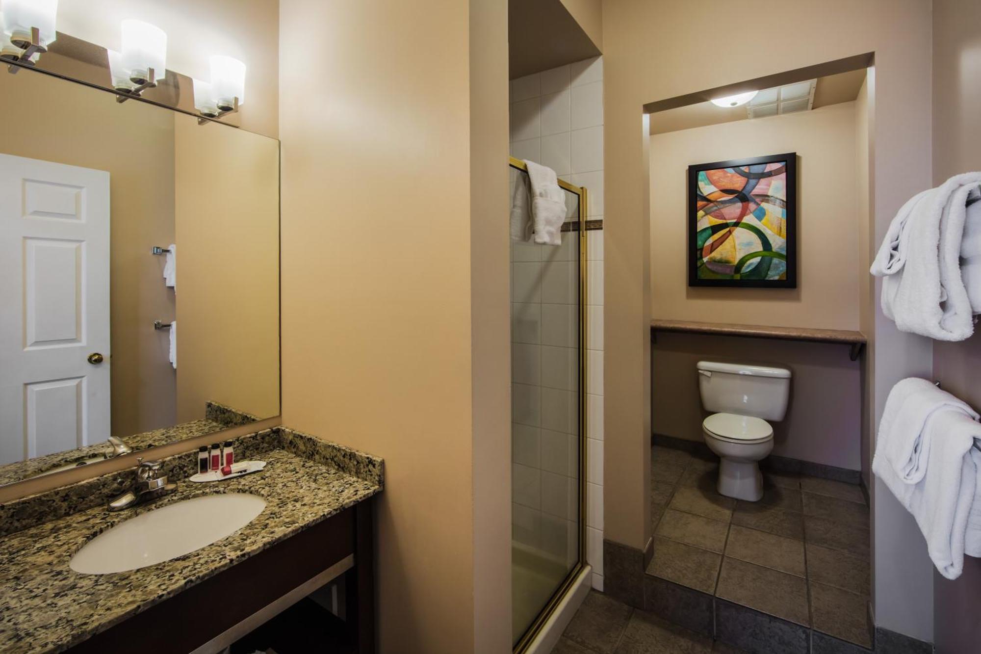Quality Inn & Suites (Adults Only) Vancouver Eksteriør billede