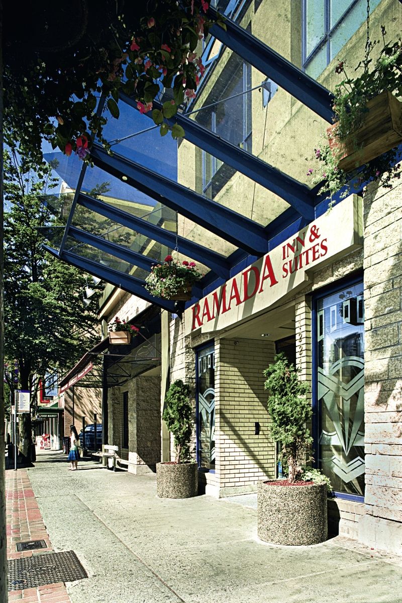 Quality Inn & Suites (Adults Only) Vancouver Eksteriør billede