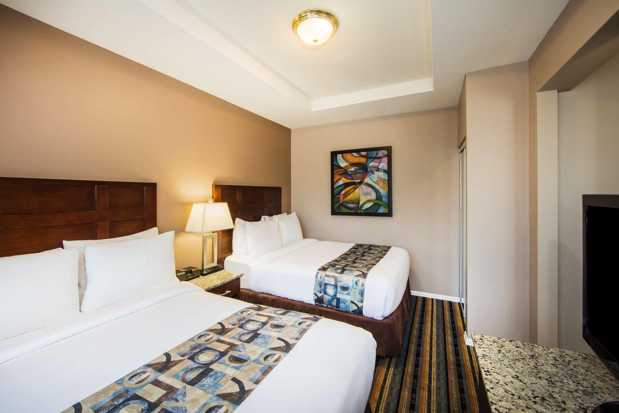 Quality Inn & Suites (Adults Only) Vancouver Eksteriør billede